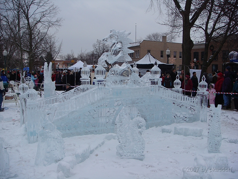 101 Plymouth Ice Show [2008 Jan 26].JPG - Scenes from the Plymouth, Michigan Annual Ice Show.
